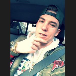 Meet your Posher, Joey